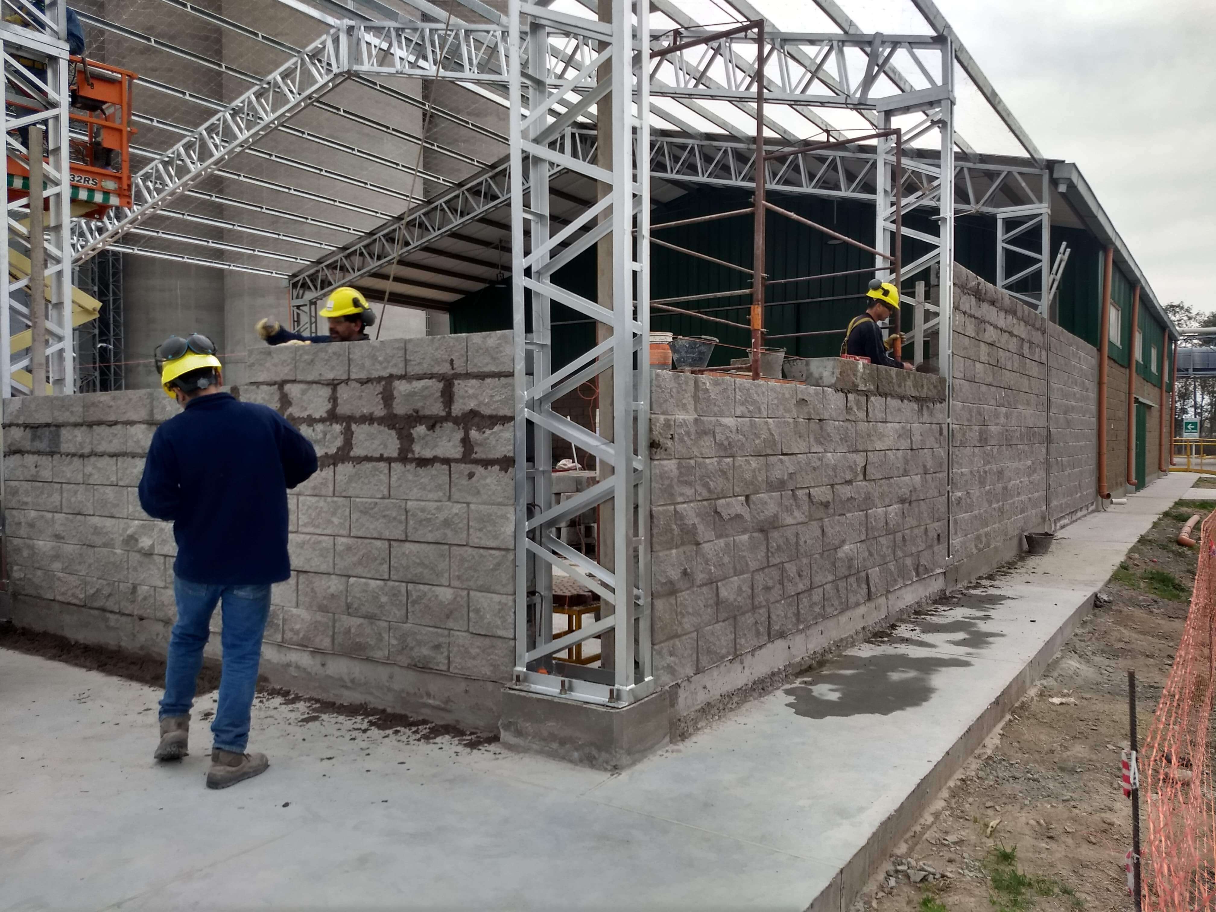Bauser servicios y pisos industriales